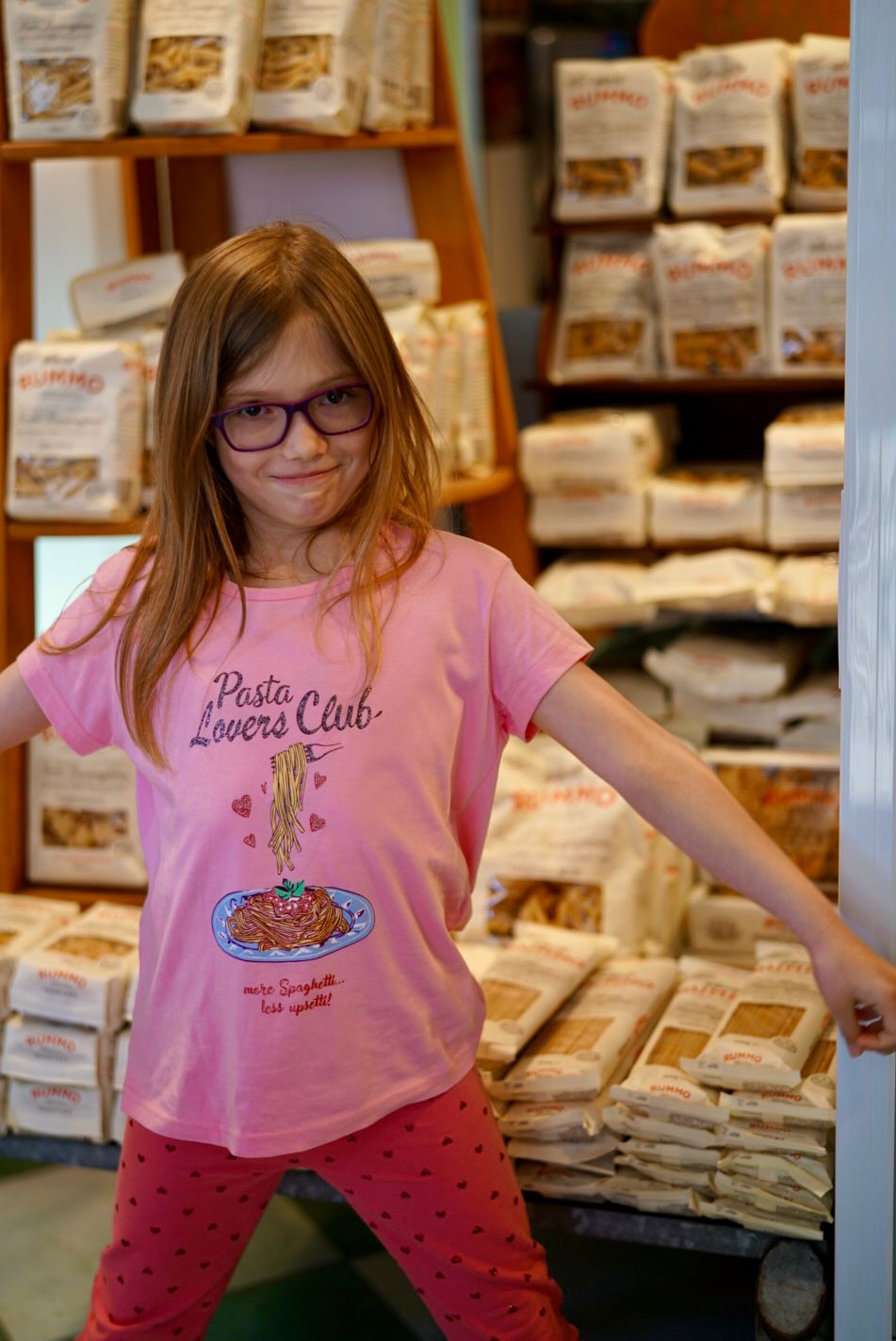 Pasta Rummo, Benevento - Kampanien ! Familienunternehmen seit rund 175 Jahren ! Wir bieten gut 13 verschiedene Formate damit Sie immer die richtige Pasta für Ihre Sugo haben !